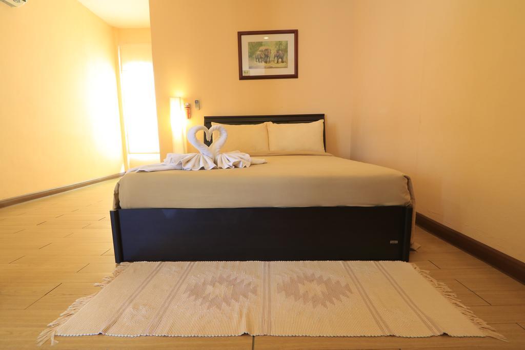Baiyoke Chalet Hotel Мэхонгсон Экстерьер фото