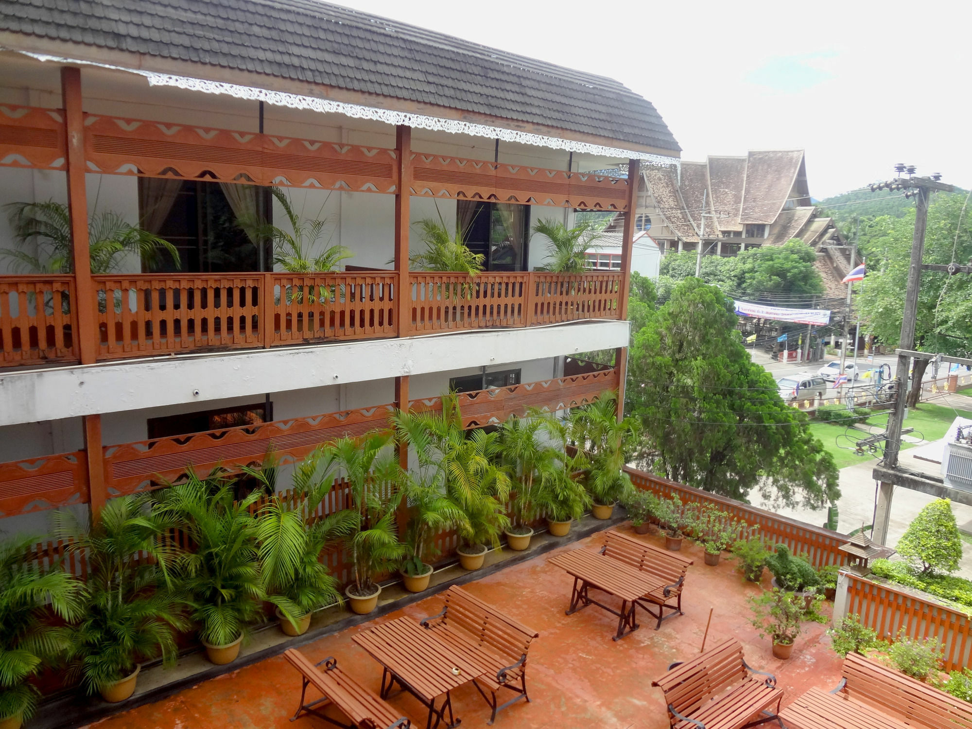 Baiyoke Chalet Hotel Мэхонгсон Экстерьер фото