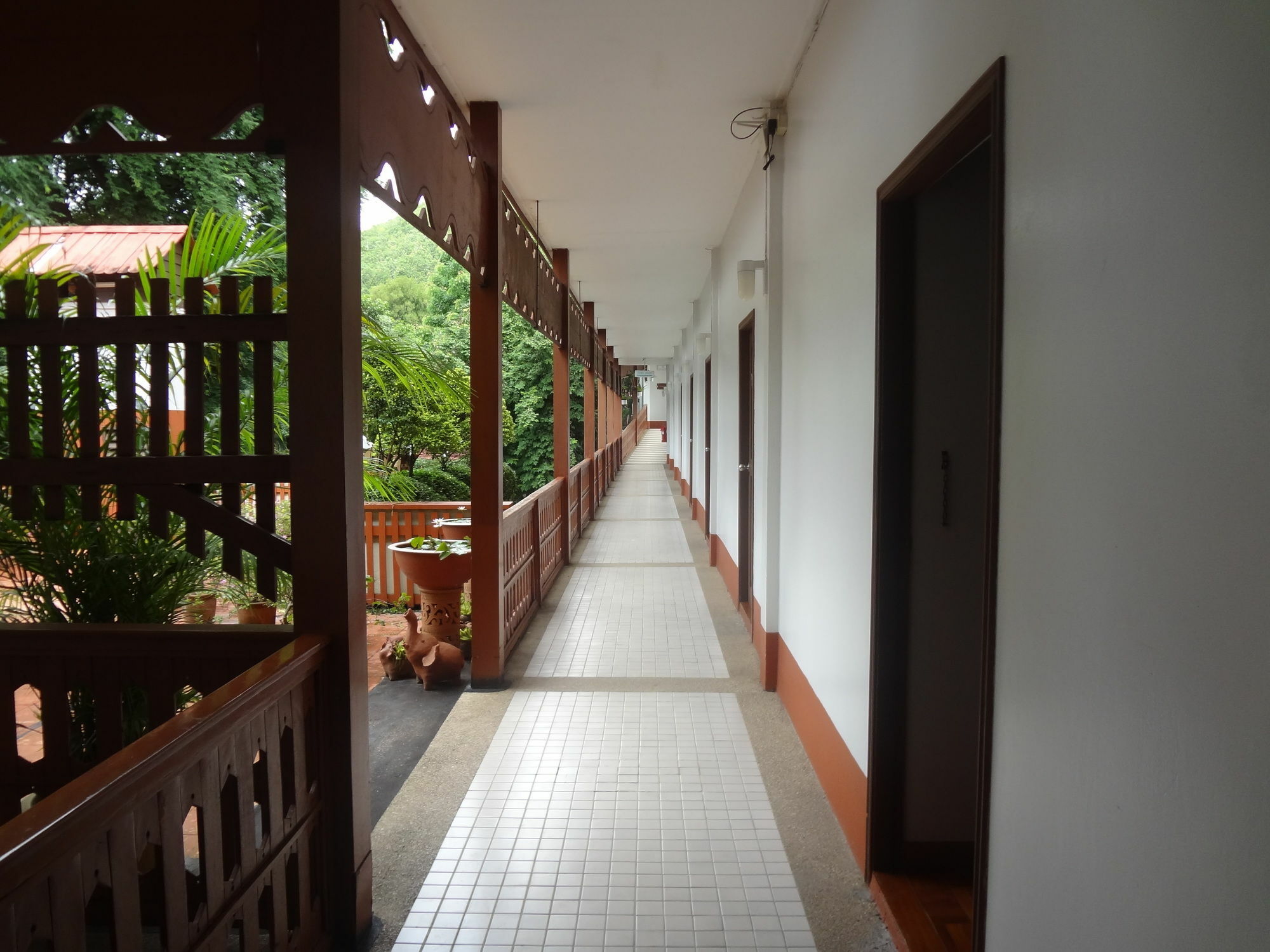 Baiyoke Chalet Hotel Мэхонгсон Экстерьер фото