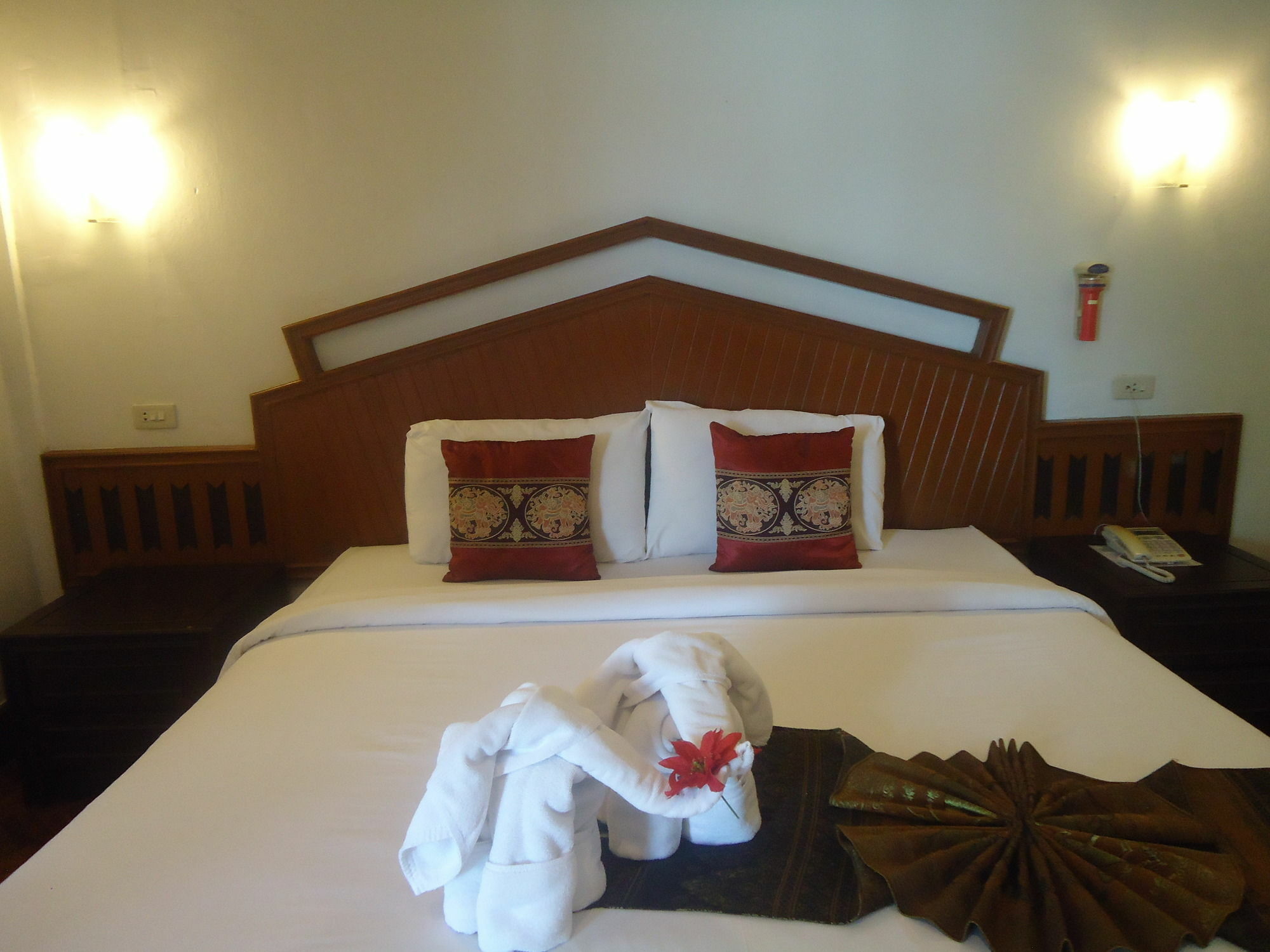 Baiyoke Chalet Hotel Мэхонгсон Экстерьер фото